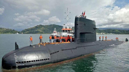 如果美国三个航母编队闯中国，我国海军能应付吗？网友：有来无回