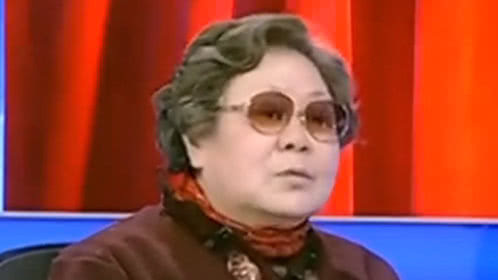甲方乙方 说法不一的母女