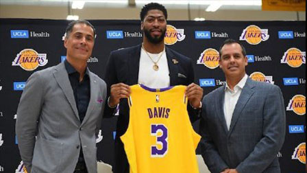 NBA流言收割机 浓眉正式亮相湖人，新赛季将穿3号球衣