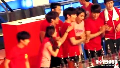 2PM MBC胜负之神录制 Highlight2 主峻秀 饭拍版 12/05/08-2PM
