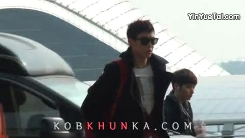 2PM 仁川机场(首尔赴南京) 主Nichkhun饭拍 12/02/24-2PM
