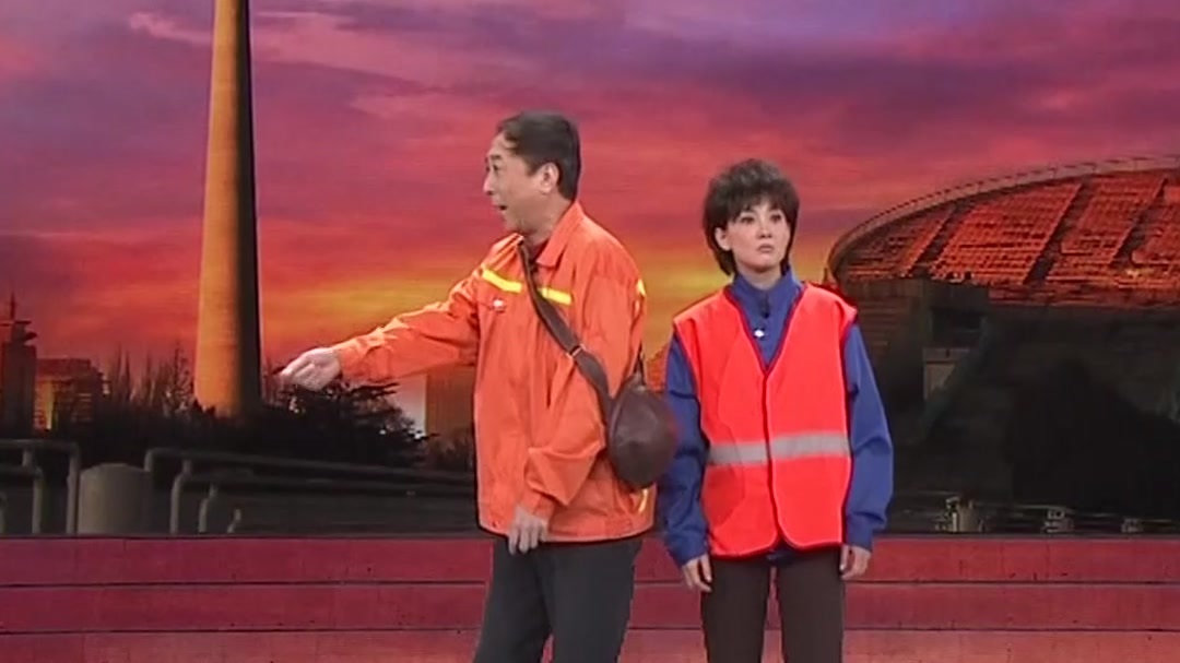 拾金不昧好榜样 热心服务有欢乐