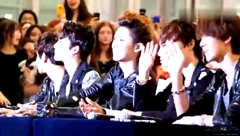 EXO EXO-K 永登浦签名会 饭拍版 12/05/25-EXO-K