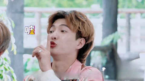 小鬼朱星杰嗨唱《最炫民族风》 董岩磊祖传辣酱揭秘(二)