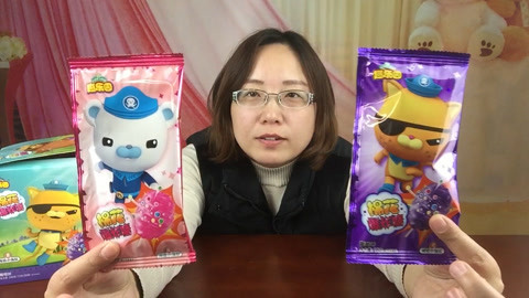 轩妈试吃各种美食 试吃“棉花爆炸糖”