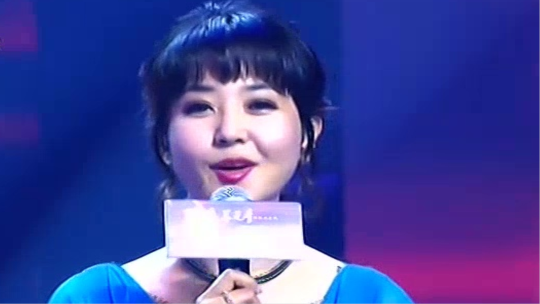 中国情歌汇 主持人与铁肺小歌后现场比拼 搞笑展示肺活量