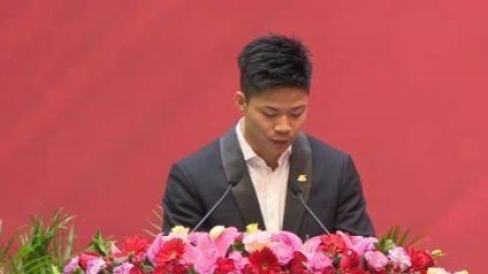 体育show 苏炳添说很开心让母校成为983大学