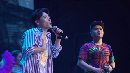 二更视频 挥汗如雨的六月 为的是说一声再见 664
