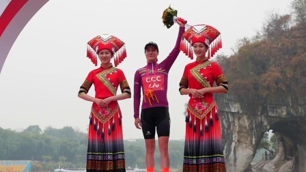 在家也能玩速降？肥宅竟被玩成废宅