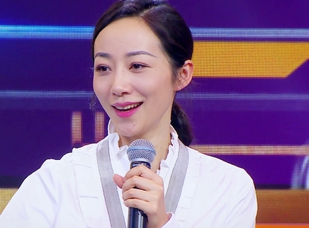 三宝大战诸葛亮 科技女神韩雪空降吊打三宝！