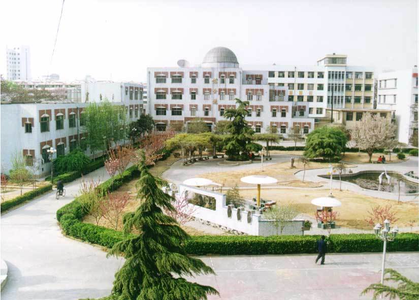 济宁市第一中学