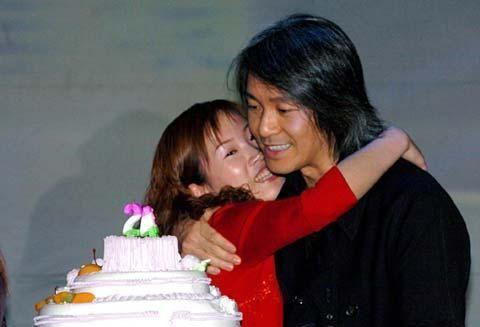 曾志伟养了一枚周星驰铁粉!曾宝仪:世界毁灭时,我只要周星驰!