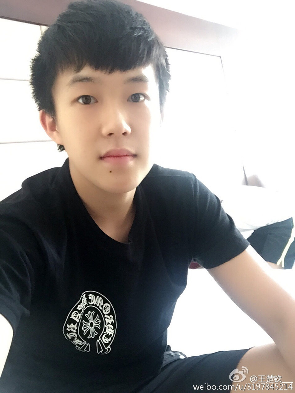 国乒又出新男神!17岁小将狠似张继科帅如张若昀