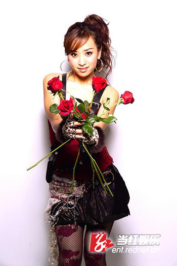 谁能说出一个比本兮更漂亮的中文女歌手