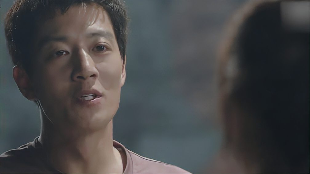 医生们:朴信惠和金来沅对练,打着打着就抱在了一起!