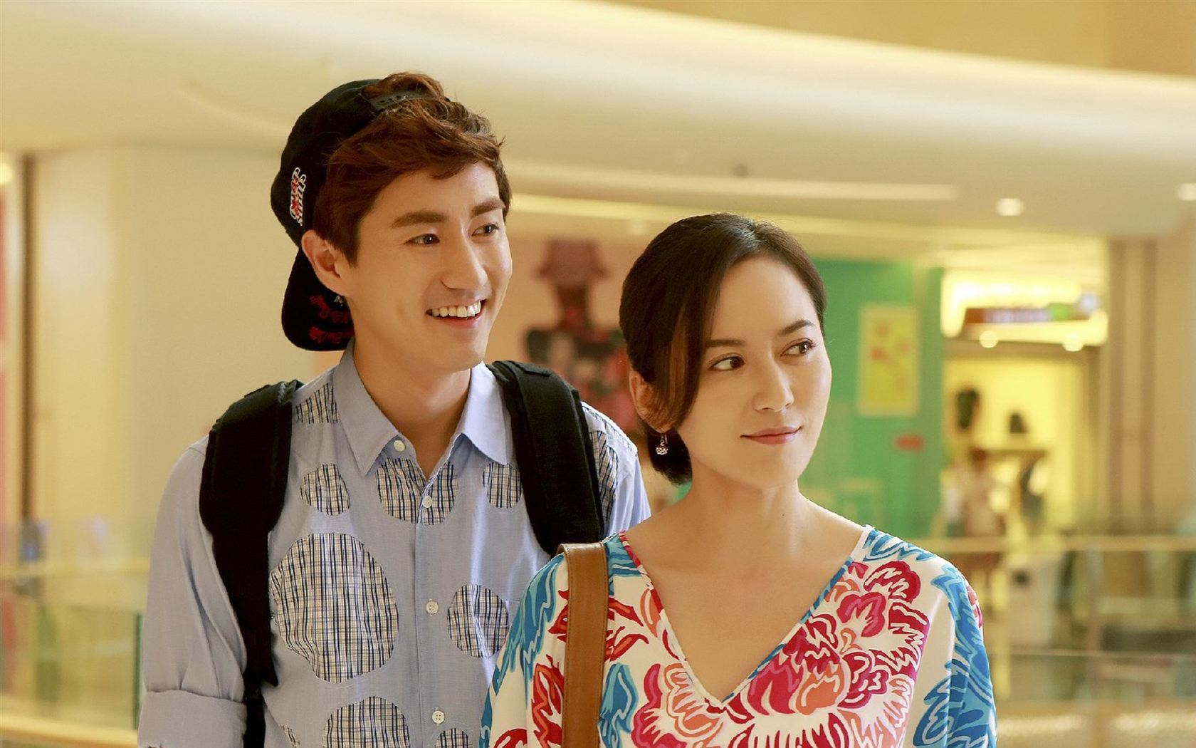 被宋丹丹,徐帆宠大的他,却因为和俞飞鸿的姐弟恋被熟知