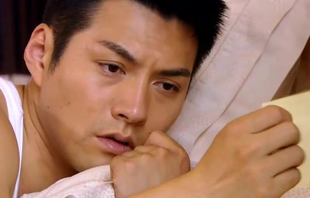 服务员给土豪房客江昊天做了一碗醒酒汤,土豪江昊天爱上小服务员