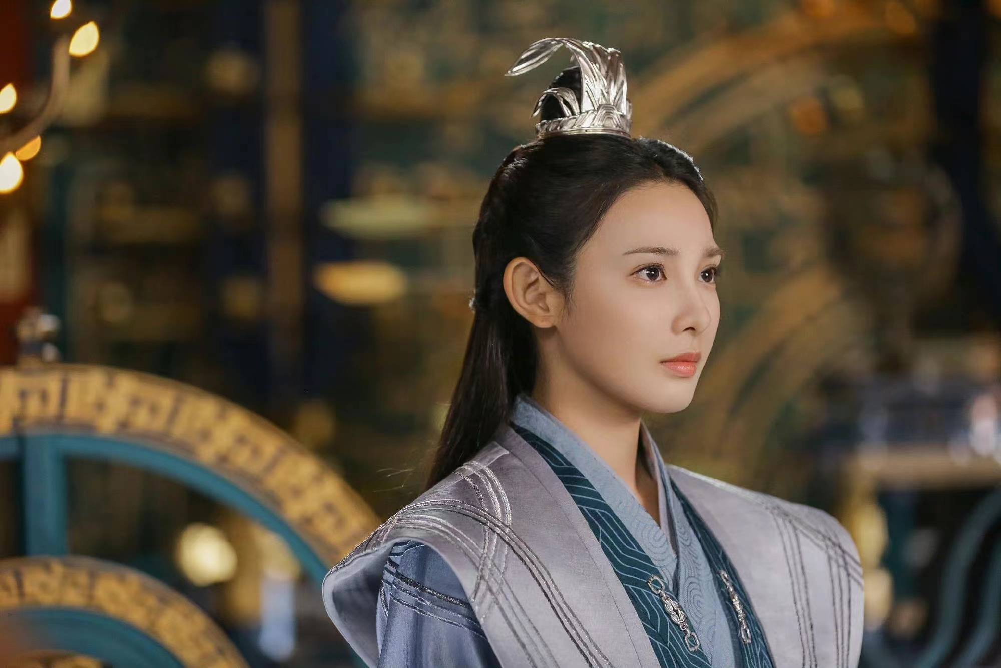 彭小苒新剧优酷热度破8000,人设妆造颇受观众好评 - 360娱乐,你开心