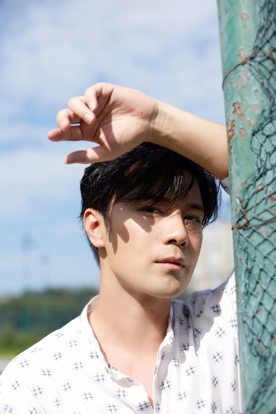 "精分男神"王钧赫新剧将播 完美诠释深情暖男