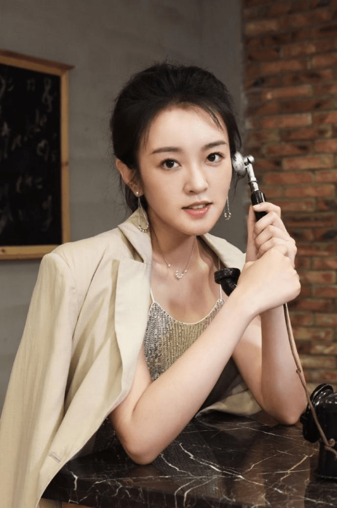 《素舞遥》开机 刘泳希不断突破挑战新角色 - 360娱乐,你开心就好