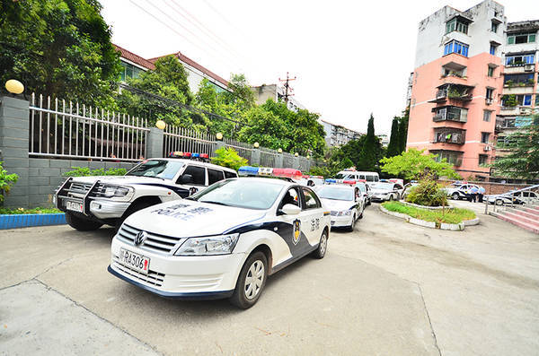 榮威警車出動金盃閣瑞斯110巡邏車交車