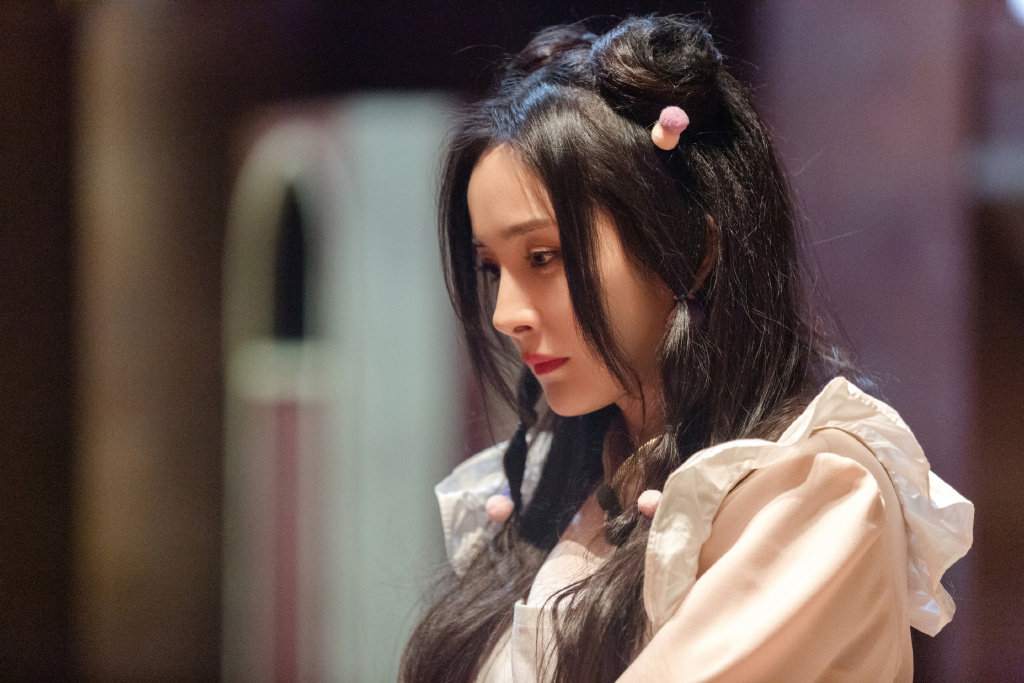 密室大逃脱3杨幂晒手臂肌肉邓伦王嘉尔高空徒手拉滑索