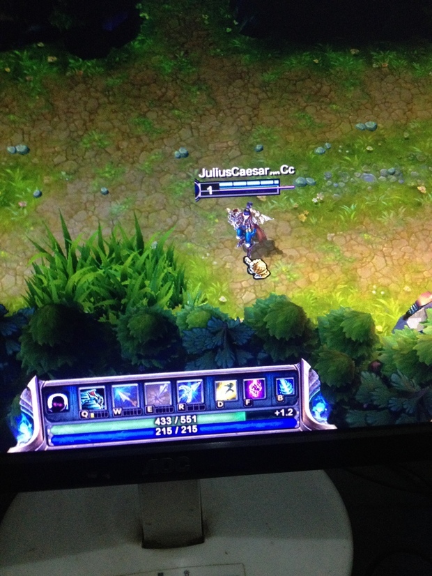 英雄联盟血条错位,变成这样了,怎么办?