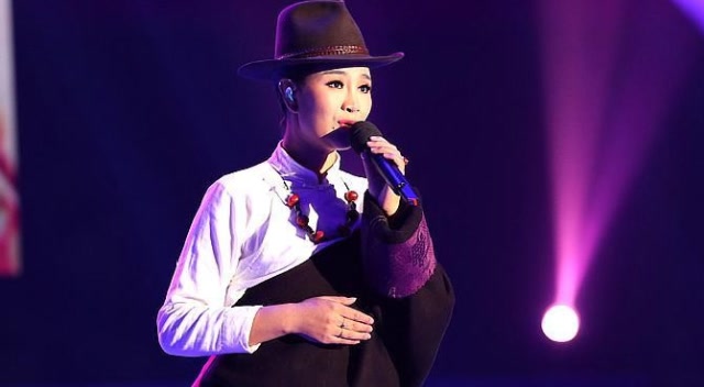 降央卓玛一首《冈拉梅朵》,犹如天籁之音!
