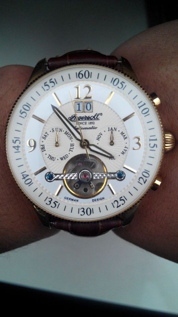 看下这个英格尔手表价值多少钱?