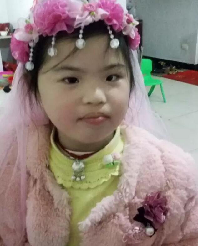 武汉9岁女孩失踪失联一天 监控显示从一家商场离开