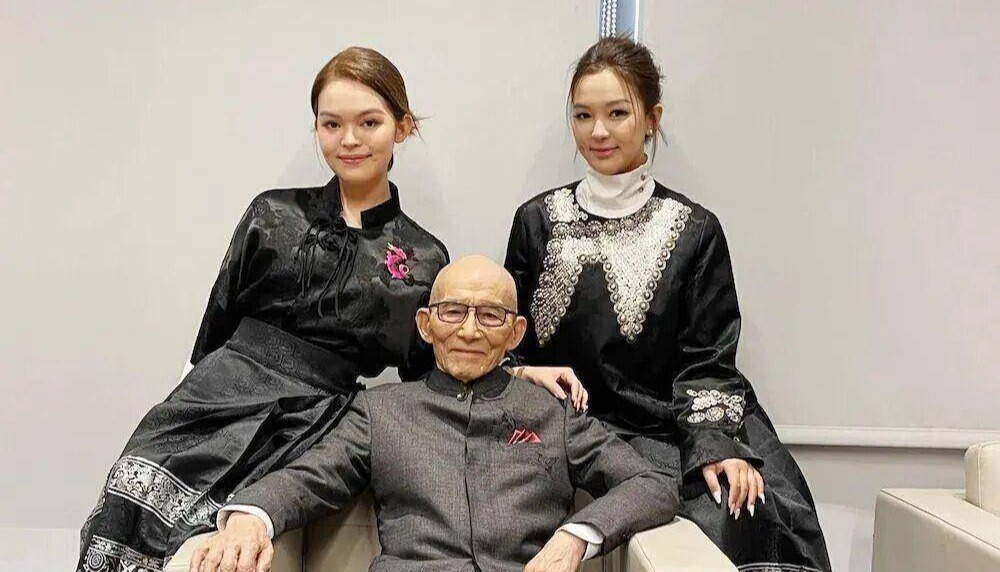 游本昌在养老院现状